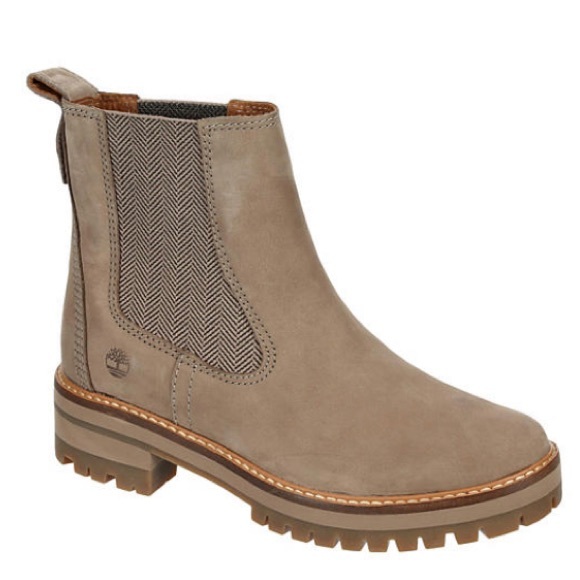 Timberland Shoes - BRAND NEW TIMBERLAND WOMENS COURMAYEUR VALLEY